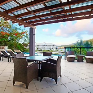 At Waterfront Whitsunday Retreat - Adults Only Aparthotel